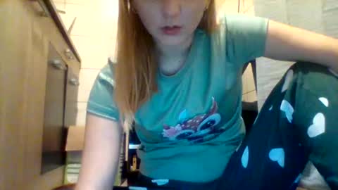 shy_model19 online show from December 23, 6:16 pm