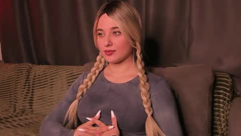 Mary online show from October 9, 9:41 pm