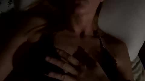 Snapshot of shyredhead555324 chatting on October 4, 4:22 pm ShyRedHead online show from October 4, 4:22 pm