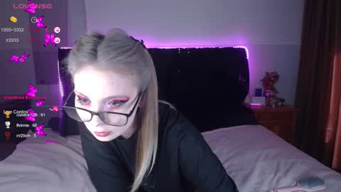 shysweetrish online show from March 6, 7:25 am