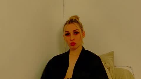 Anastasia online show from January 12, 1:05 pm