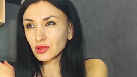 Siaconna online show from February 4, 6:04 am