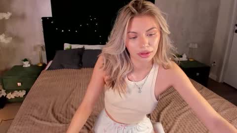 Sidny online show from March 6, 9:37 am