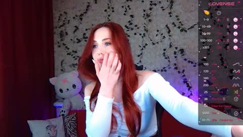 Snapshot of sidny_blush chatting on December 7, 5:37 am Sidny online show from December 7, 5:37 am