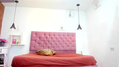 sienna_glow online show from September 16, 12:35 pm