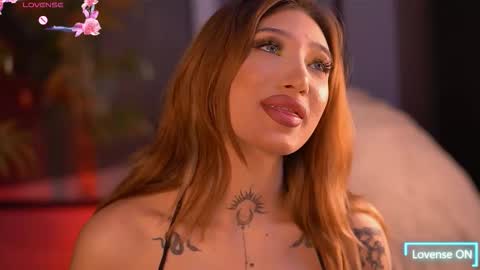 Sienna online show from November 3, 6:12 pm