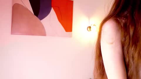 Lily online show from November 21, 8:55 pm