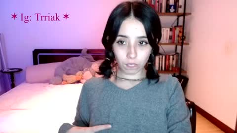 silkbite online show from April 19, 12:54 am