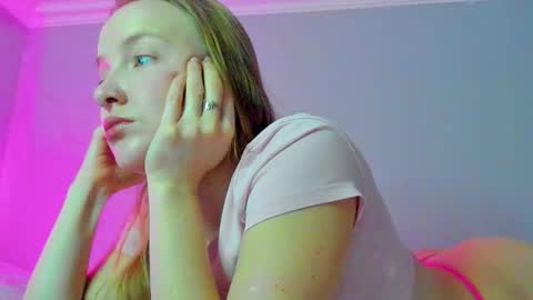 Mila online show from October 29, 7:45 am