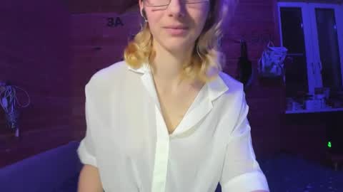 Kate online show from March 1, 7:24 pm