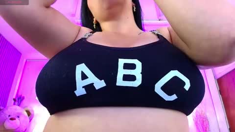 SIlvana  online show from March 9, 1:03 pm