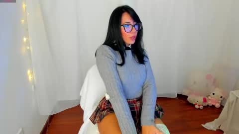 Silvanna online show from February 11, 4:35 pm