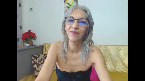 siminafoxx4u online show from March 17, 7:23 am