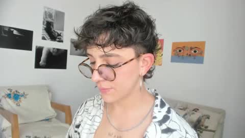 Sim. online show from December 10, 7:32 pm