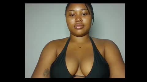 Zanele online show from February 20, 10:10 pm