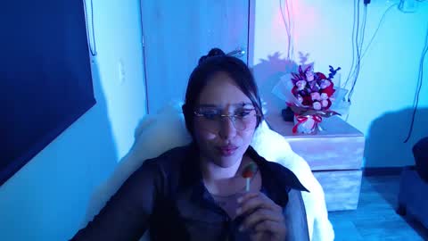 Alice online show from September 10, 9:26 pm