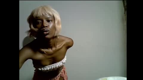 Linda independent model online show from January 7, 9:51 pm