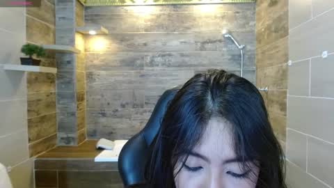 S O F I  online show from February 25, 4:38 pm