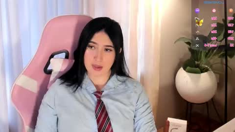 Snapshot of skyylee_ chatting on September 28, 2:44 pm abby online show from September 28, 2:44 pm