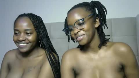 cutie online show from April 15, 9:26 pm