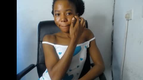 Crystal online show from May 8, 1:36 pm