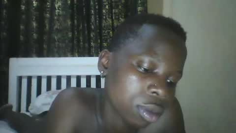 slim_petite_ebony online show from December 25, 9:33 pm