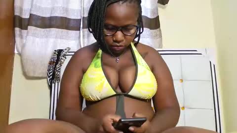 slimyeliza online show from April 21, 8:54 am