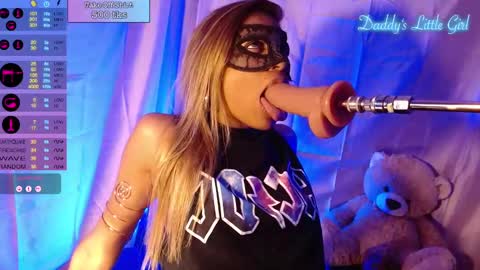 SloppyLucy online show from January 25, 1:03 pm