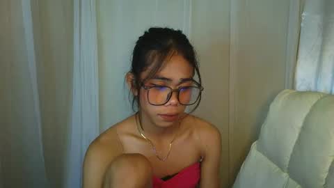 sluttypatotie online show from September 26, 7:00 pm