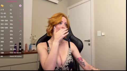 Emily Burns online show from April 10, 7:31 pm