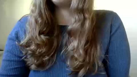 smokeshow3 online show from October 12, 10:34 pm