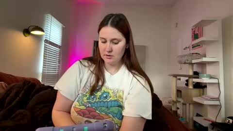 smutship online show from February 7, 5:06 pm