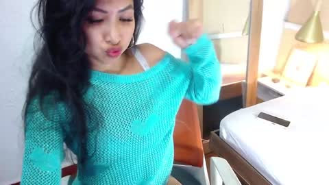 Hellen  online show from December 19, 3:51 am