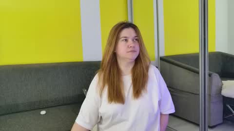 snowflakec online show from March 6, 10:05 pm