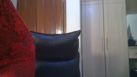 snowfox254 online show from January 8, 10:14 pm