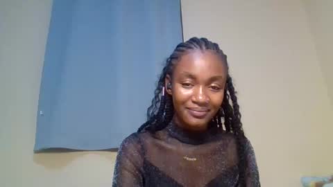 Snowie eyes online show from November 17, 10:43 pm