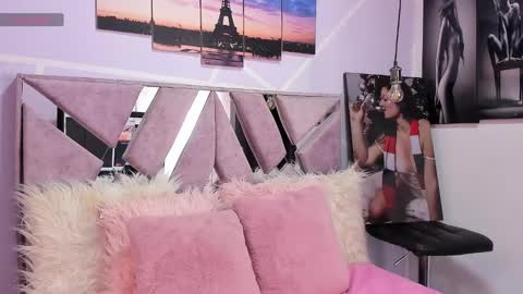 Sofi Noa online show from March 6, 11:25 am