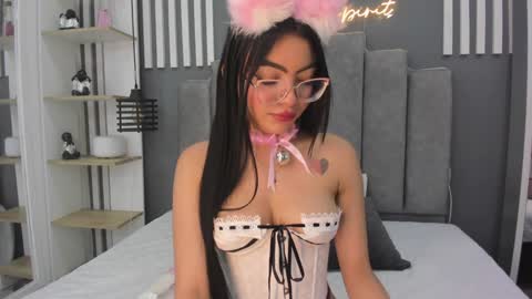 Snapshot of sofi_ramosx chatting on January 9, 7:18 pm valen online show from January 9, 7:18 pm