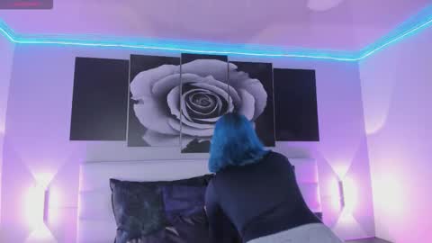 sofi_sp online show from November 22, 11:46 am