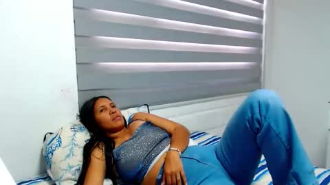 sofia vene  online show from April 19, 1:44 pm