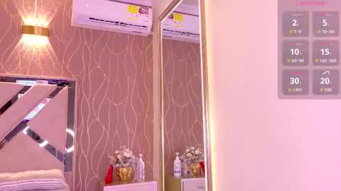    online show from November 19, 12:38 pm