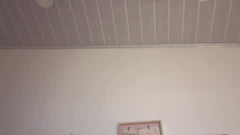     online show from December 21, 3:44 am