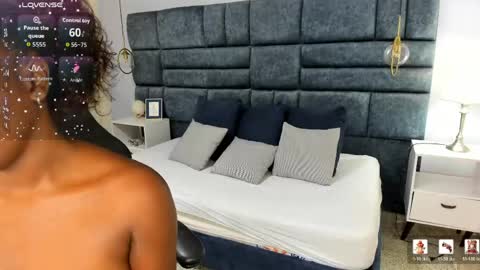 Sofia Samuels online show from April 19, 1:49 am