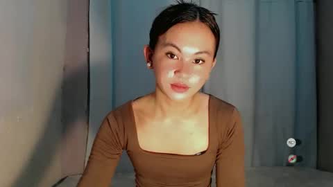 sofia_sweetheart18 online show from May 31, 2:28 am