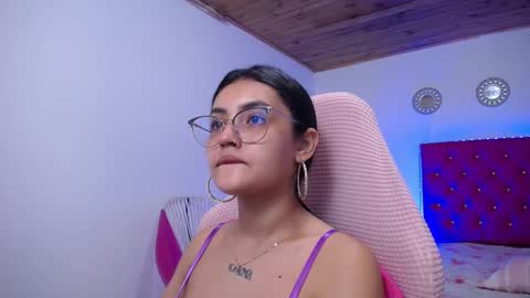 Sofia online show from November 16, 2:39 pm