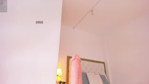 Sara online show from April 19, 2:00 am