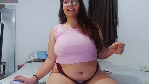 sofiamooon_ online show from November 14, 1:49 am