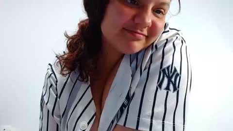 sofiamooon_ online show from February 25, 3:38 am