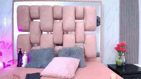 Snapshot of sofiasommers chatting on October 31, 8:24 pm Sofia Sommers online show from October 31, 8:24 pm