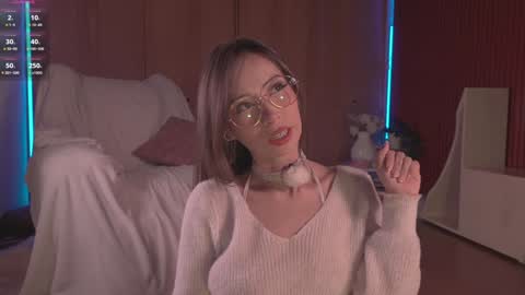 Sofi  online show from October 28, 1:00 am